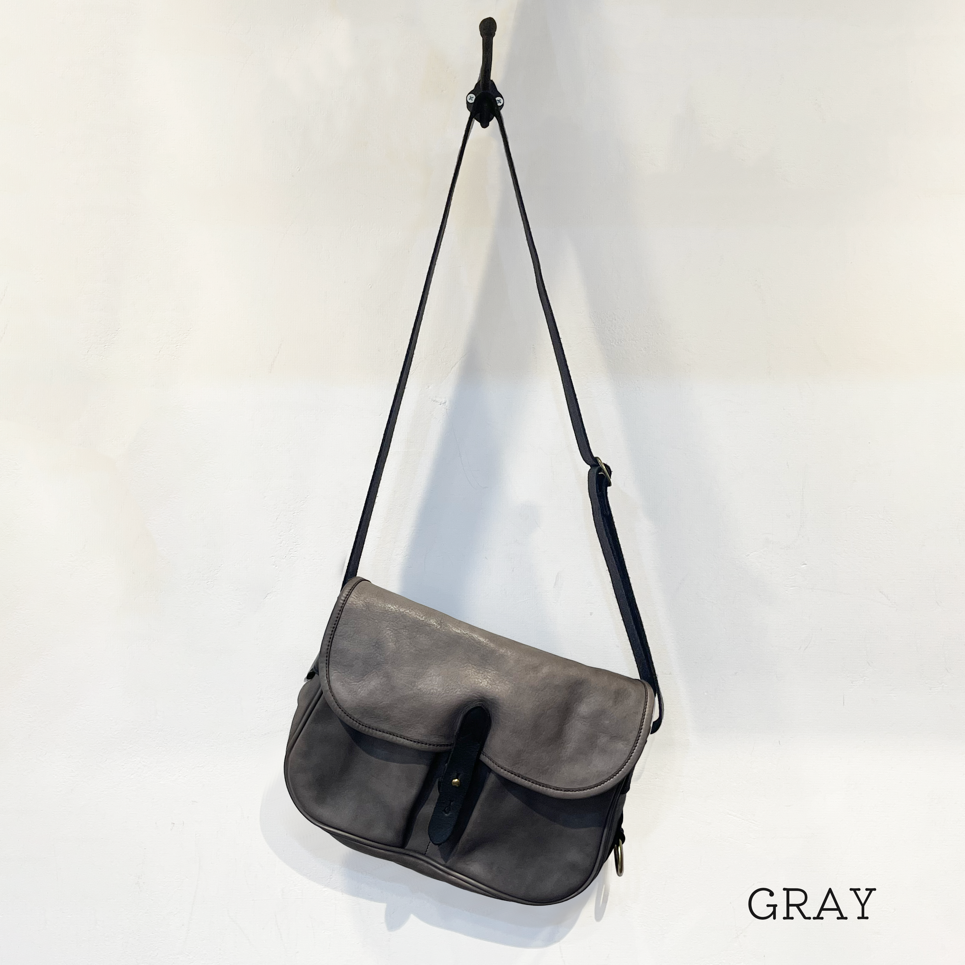 GRAY